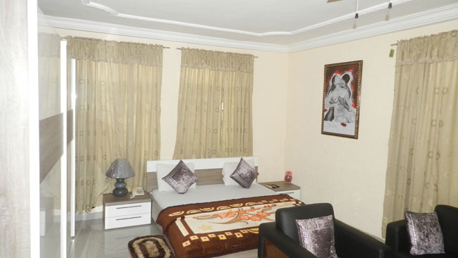 Lakisha Hotel - rooms are designed for privacy